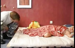 Maturo Latina dà strada a film gratis italiani porno un vicino durevole e dargli una buona scopata