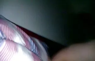 Una giovane cagna è affascinata dal cazzo di filmati erotici italiani gratis un vecchio vicino e sorella, con lui sul divano