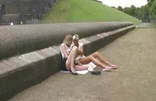 Pornostar video amatoriale italiani gratis discutere di tennis sul letto con l'allenatore