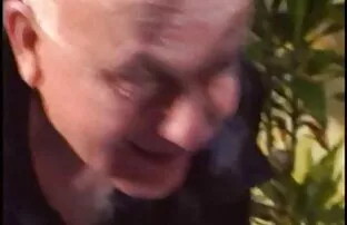 Giovane flirtare succhia un grosso cazzo nero fallo e ottiene nella sua video hard italiani gratis figa