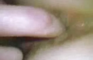 Procace film porno italiani gratis con trama cagna frustato con un dildo e un vibratore rosa
