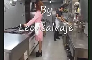La cagna Procace misurare il loro petto videoporno gratis italiani