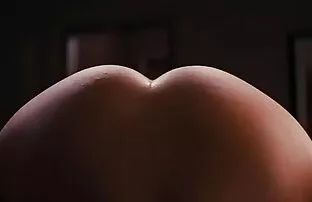 Due giovani brune leccare figa sul divano cerco film porno italiano gratis e masturbarsi con le dita