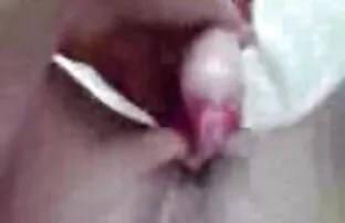 Modello porno video pornoitaliano gratis ha aperto fori per il membro