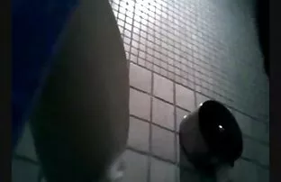 La giovane you porn film italiani gratis ragazza combina la masturbazione con il cazzo